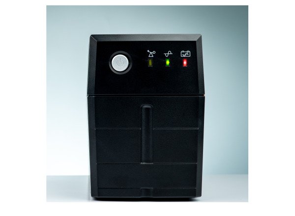 Desktop UPS AMC